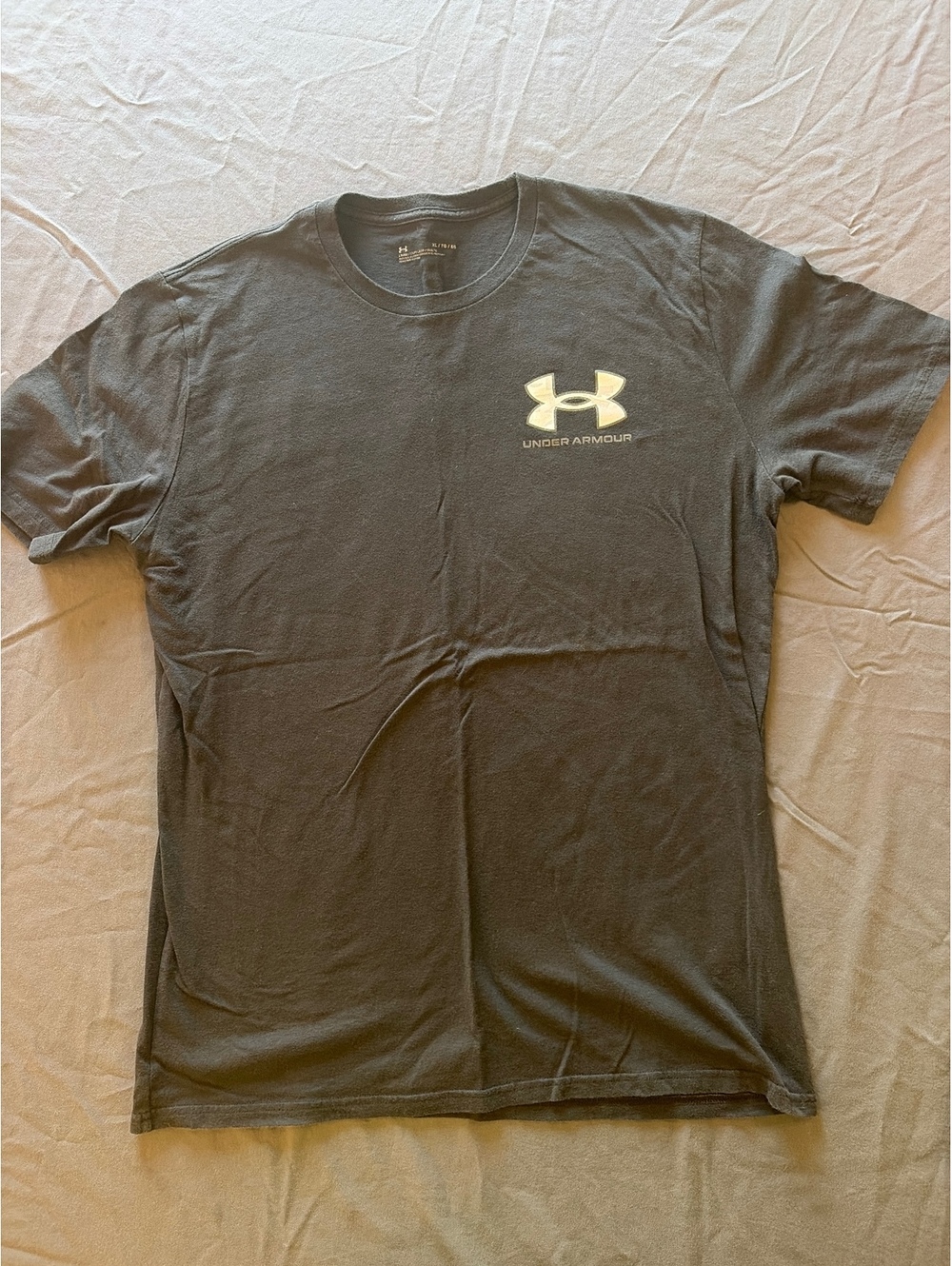 **Under Armour Black T\-Shirt \| Men’s XL \| Good Condition 🖤**